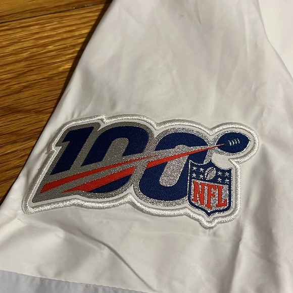 Patriots NFL Nike pullover white excell condition - Picture 3 of 10